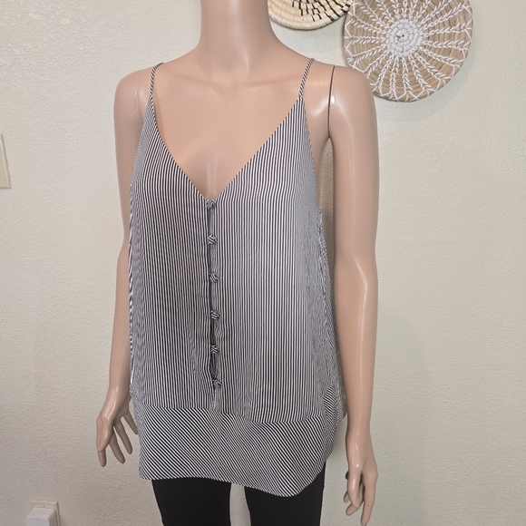 Loft Women Tank Top Size Medium White And Black Stripes Buttons Casual - Picture 5 of 10